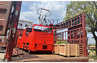 黑龍江兩臺CJY5噸湘潭架線式電機(jī)車發(fā)往西北某礦場